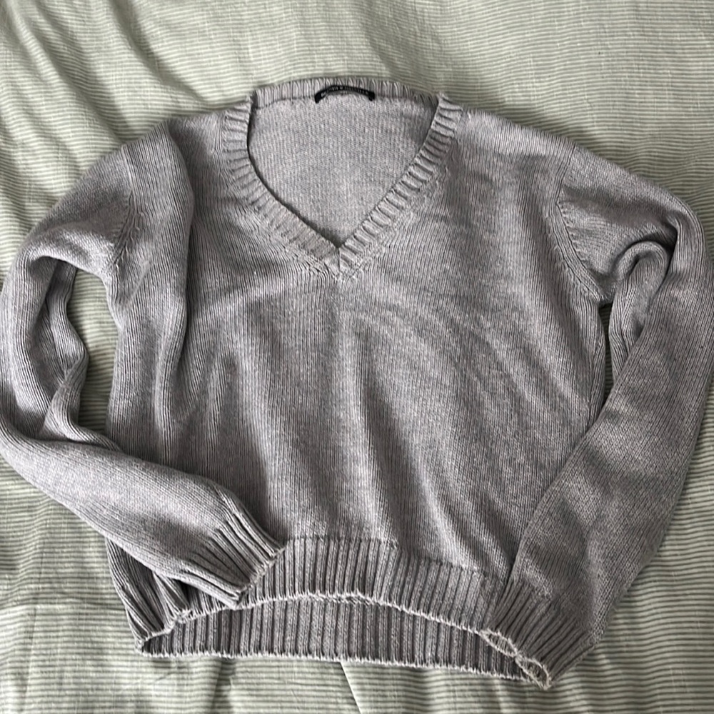 Brandy Melville Grey knit Sweater